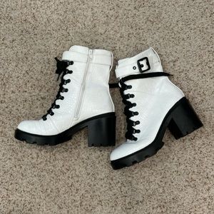 Mix No. 6 combat boots